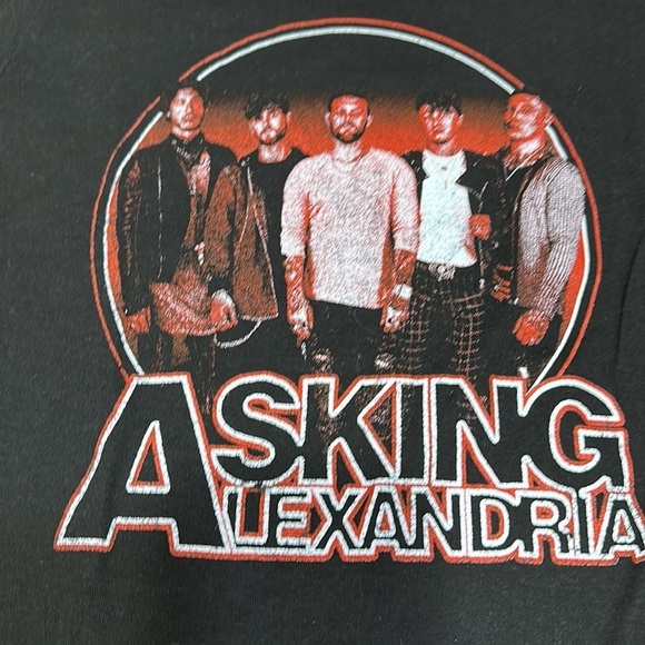NWT asking Alexandria t-shirt women’s small heavy Metalcore band music rock - Picture 2 of 6